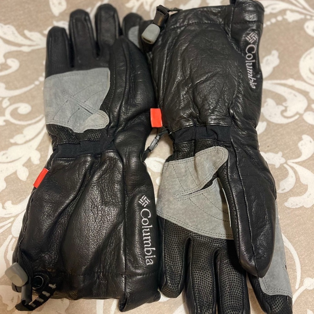 Columbia Women’s Omni Heat Thermal Electric Gloves